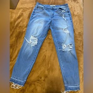 KanCan jeans in excellent pre-owned condition. US size 15 (31) in medium blue.